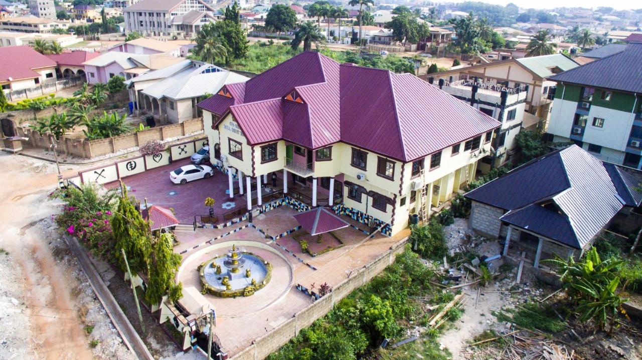 Gya-Son Royal Guest House Kumasi Exterior photo